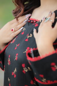 2 piece Whool Pashmina Suit Printed - Image 5